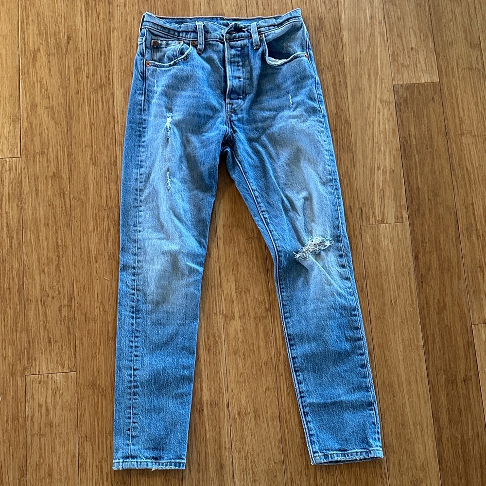Levi women's jeans 501 S 25x28"